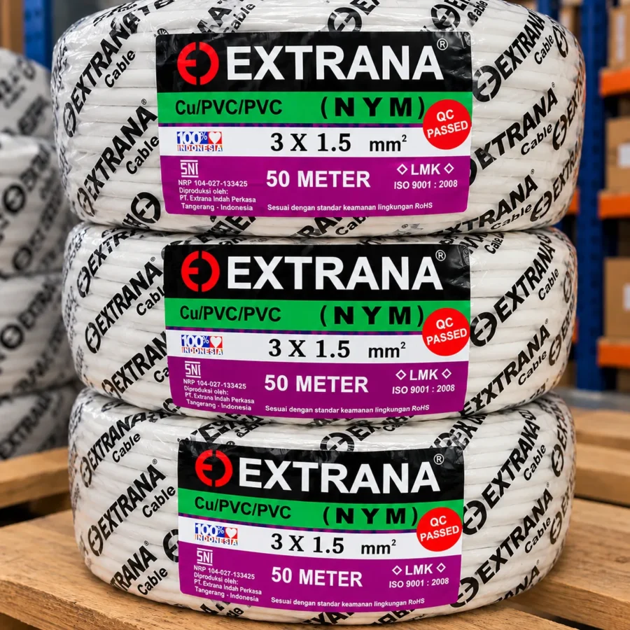Kabel Extrana 3x1.5 NYM 50 meter berwarna putih dengan label hijau dan merah merek Extrana di Toko Bangunan Pontianak